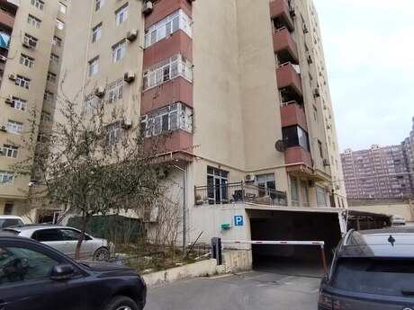 Elan №5832183 - Bakı, Şah İsmayıl Xətai m., 3 otaqlı, 129 m², 2/13 mərtəbə