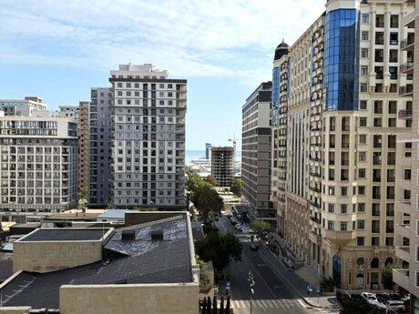 Elan №5832258 - Bakı, 28 May m., 3 otaqlı, 130 m², 7/19 mərtəbə