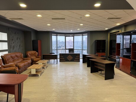 6 otaqlı ofis - Şah İsmayıl Xətai m. - 252 m²