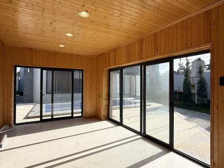 4 otaqlı həyət evi/bağ evi - Şüvəlan q. - 150 m²