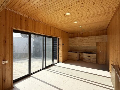 4 otaqlı həyət evi/bağ evi - Şüvəlan q. - 150 m²