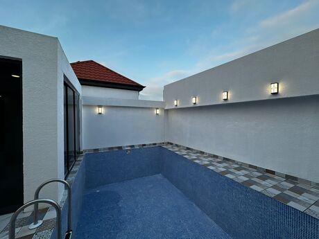 4 otaqlı həyət evi/bağ evi - Mərdəkan q. - 144 m²