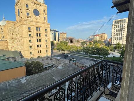 2 otaqlı köhnə tikili - Nizami m. - 60 m²