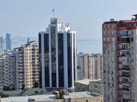 4 otaqlı yeni tikili - Elmlər Akademiyası m. - 192 m²