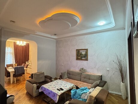 3 otaqlı köhnə tikili - Nərimanov r. - 85 m²