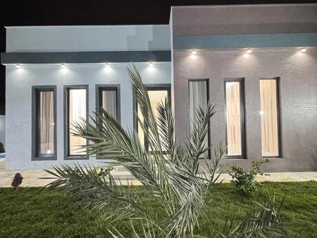 4 otaqlı həyət evi/bağ evi - Şüvəlan q. - 170 m²