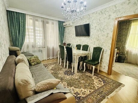 3 otaqlı köhnə tikili - Elmlər Akademiyası m. - 55 m²