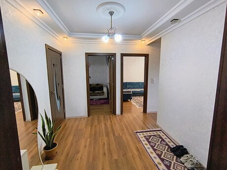 4 otaqlı köhnə tikili - Bakıxanov q. - 100 m²