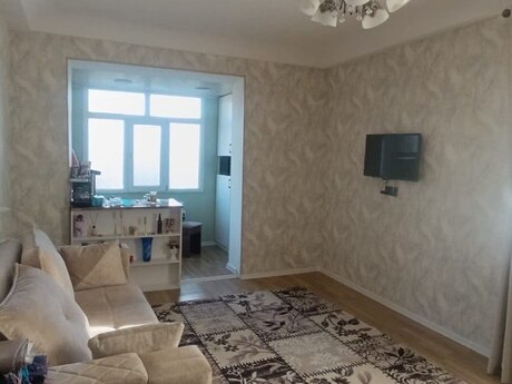 2 otaqlı köhnə tikili - Bakıxanov q. - 35 m²