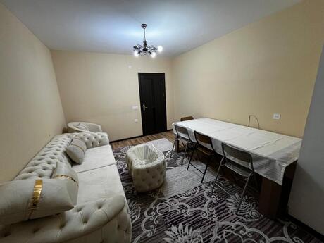 2 otaqlı köhnə tikili - Qara Qarayev m. - 70 m²
