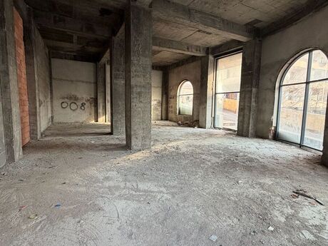 Obyekt - Binəqədi r. - 125 m²