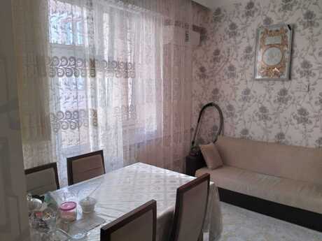 Elan №5834114 - Bakı, Yeni Günəşli q., 2 otaqlı, 50 m², 4/7 mərtəbə