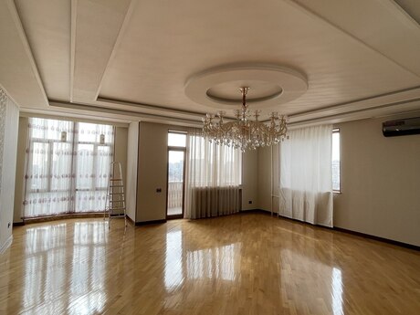 3 otaqlı yeni tikili - 8 Noyabr m. - 165 m²