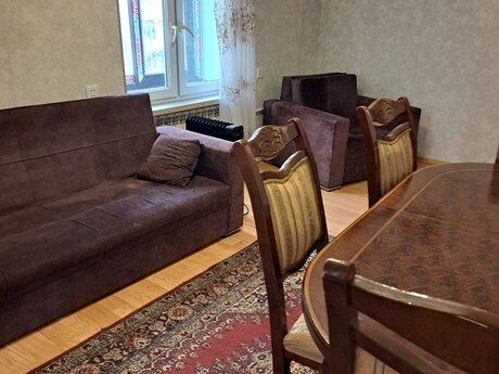 1 otaqlı köhnə tikili - Elmlər Akademiyası m. - 40 m²