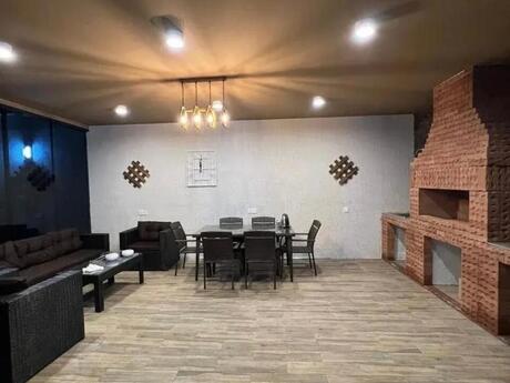 4 otaqlı həyət evi/bağ evi - Mərdəkan q. - 280 m²