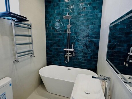 4 otaqlı həyət evi/bağ evi - Mərdəkan q. - 180 m²