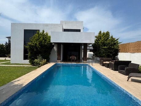 5 otaqlı həyət evi/bağ evi - Mərdəkan q. - 380 m²