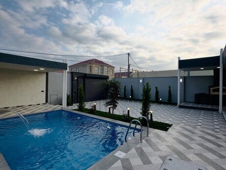 4 otaqlı həyət evi/bağ evi - Mərdəkan q. - 180 m²