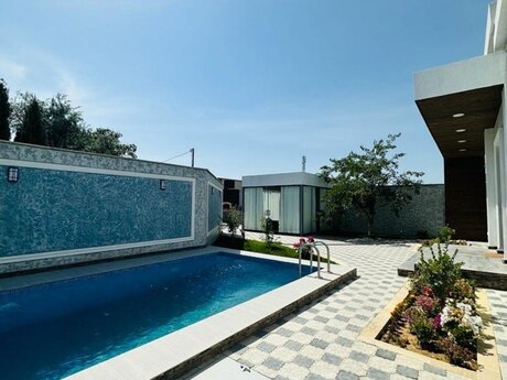 4 otaqlı həyət evi/bağ evi - Mərdəkan q. - 170 m²