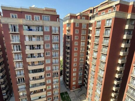 4 otaqlı yeni tikili - 28 May m. - 178 m²