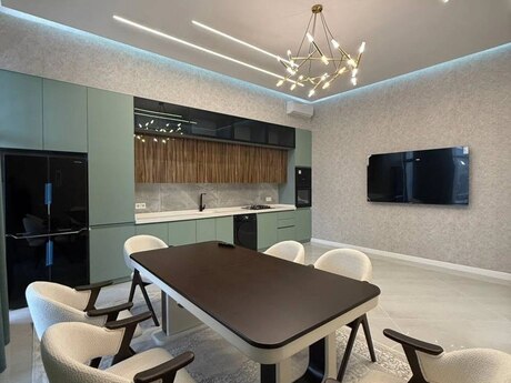 Mərdəkanda 4 otaqlı həyət evi kirayə verilir, 250 m², 1 000 AZN/ay, şəkil 5 / 9