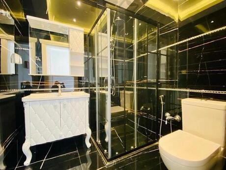 4 otaqlı həyət evi/bağ evi - Bilgəh q. - 180 m²