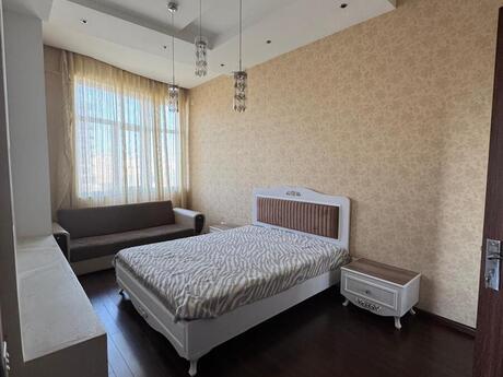 3 otaqlı yeni tikili - Gənclik m. - 140 m²