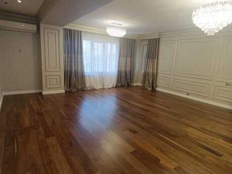 4 otaqlı yeni tikili - Şah İsmayıl Xətai m. - 210 m²