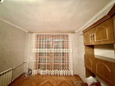 2 otaqlı köhnə tikili - Qara Qarayev m. - 45 m²
