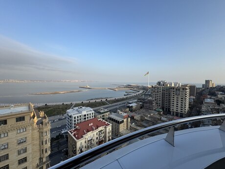 5 otaqlı yeni tikili - Səbail r. - 235 m²