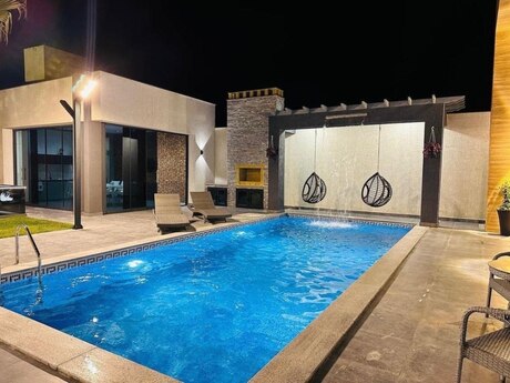 4 otaqlı həyət evi/bağ evi - Mərdəkan q. - 280 m²