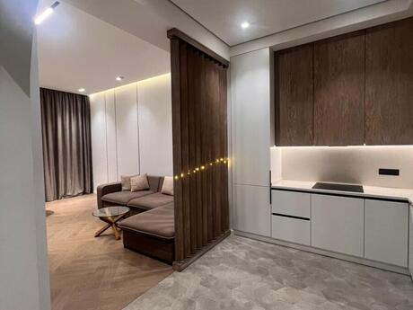 2-комн. новостройка - м. 28 мая - 80 м²
