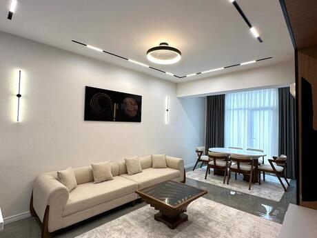 2 otaqlı yeni tikili - Şah İsmayıl Xətai m. - 67 m²