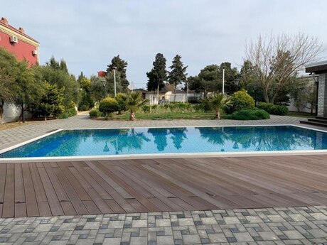 5 otaqlı həyət evi/bağ evi - Mərdəkan q. - 500 m²