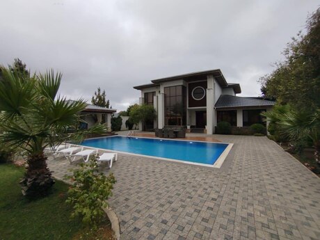 5 otaqlı həyət evi/bağ evi - Mərdəkan q. - 500 m²