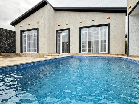 4 otaqlı həyət evi/bağ evi - Şüvəlan q. - 160 m²