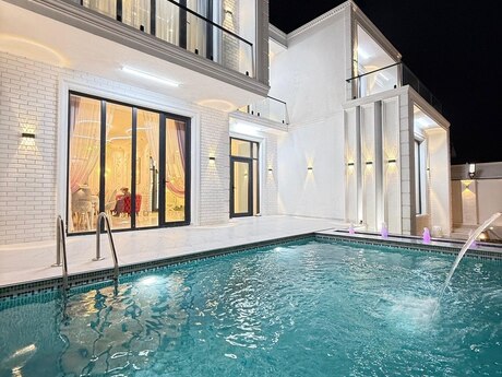 3 otaqlı həyət evi/bağ evi - Mərdəkan q. - 220 m²