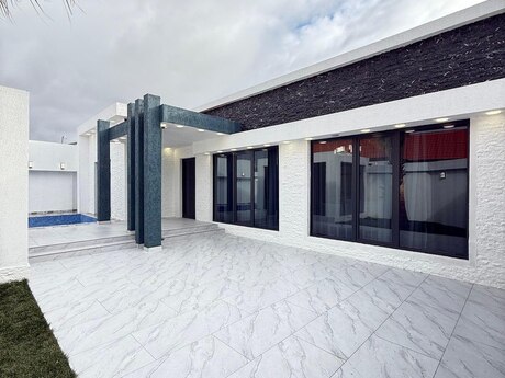 4 otaqlı həyət evi/bağ evi - Şüvəlan q. - 160 m²