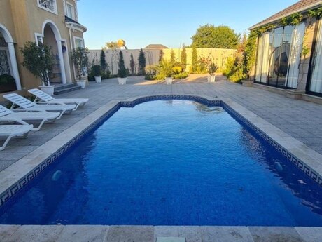 5 otaqlı həyət evi/bağ evi - Mərdəkan q. - 400 m²