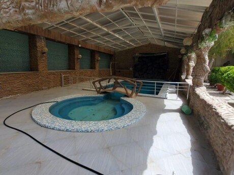 5 otaqlı həyət evi/bağ evi - Mərdəkan q. - 500 m²