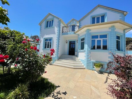 4 otaqlı həyət evi/bağ evi - Mərdəkan q. - 350 m²