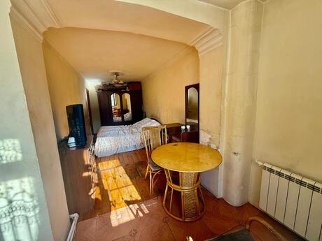 3 otaqlı köhnə tikili - Nizami m. - 60 m²