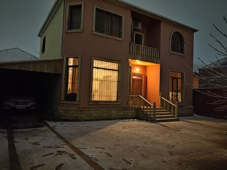 5 otaqlı həyət evi/bağ evi - Zabrat q. - 200 m²