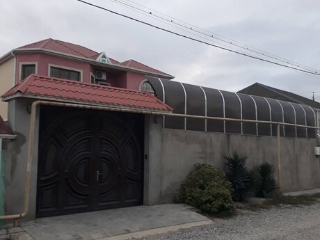 5 otaqlı həyət evi/bağ evi - Zabrat q. - 200 m²