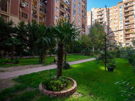 4 otaqlı yeni tikili - Gənclik m. - 200 m²