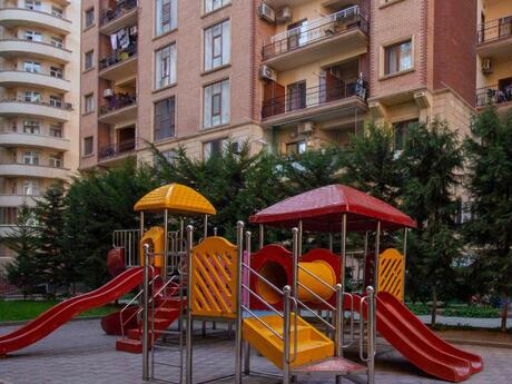 4 otaqlı yeni tikili - Gənclik m. - 200 m²