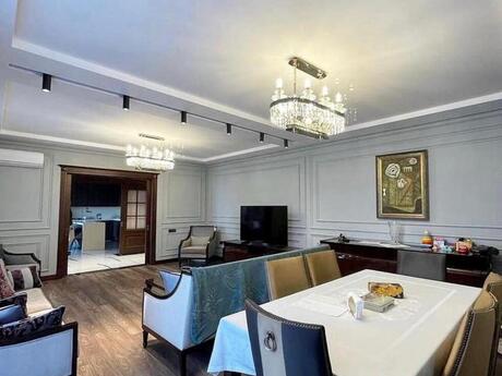 4-room apartment for rent, 220 m², Şokolad Tower: 4 000 ₼/mo 2
