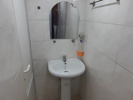 1 otaqlı köhnə tikili - Memar Əcəmi m. - 35 m²
