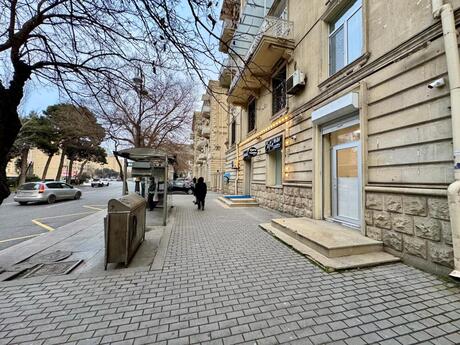 2-комн. офис - пос. Ясамал - 60 м²