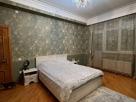 Elan №5838073 - Bakı, 8-ci mikrorayon q., 3 otaqlı, 105 m², 8/10 mərtəbə